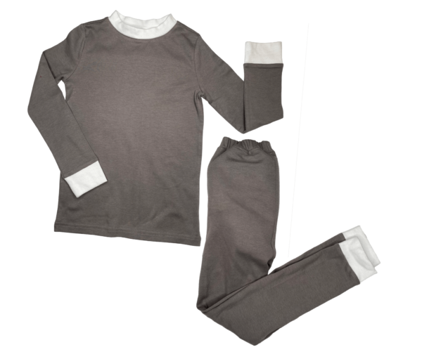 7 Gray Long Sleeve Shirt with Pants 1