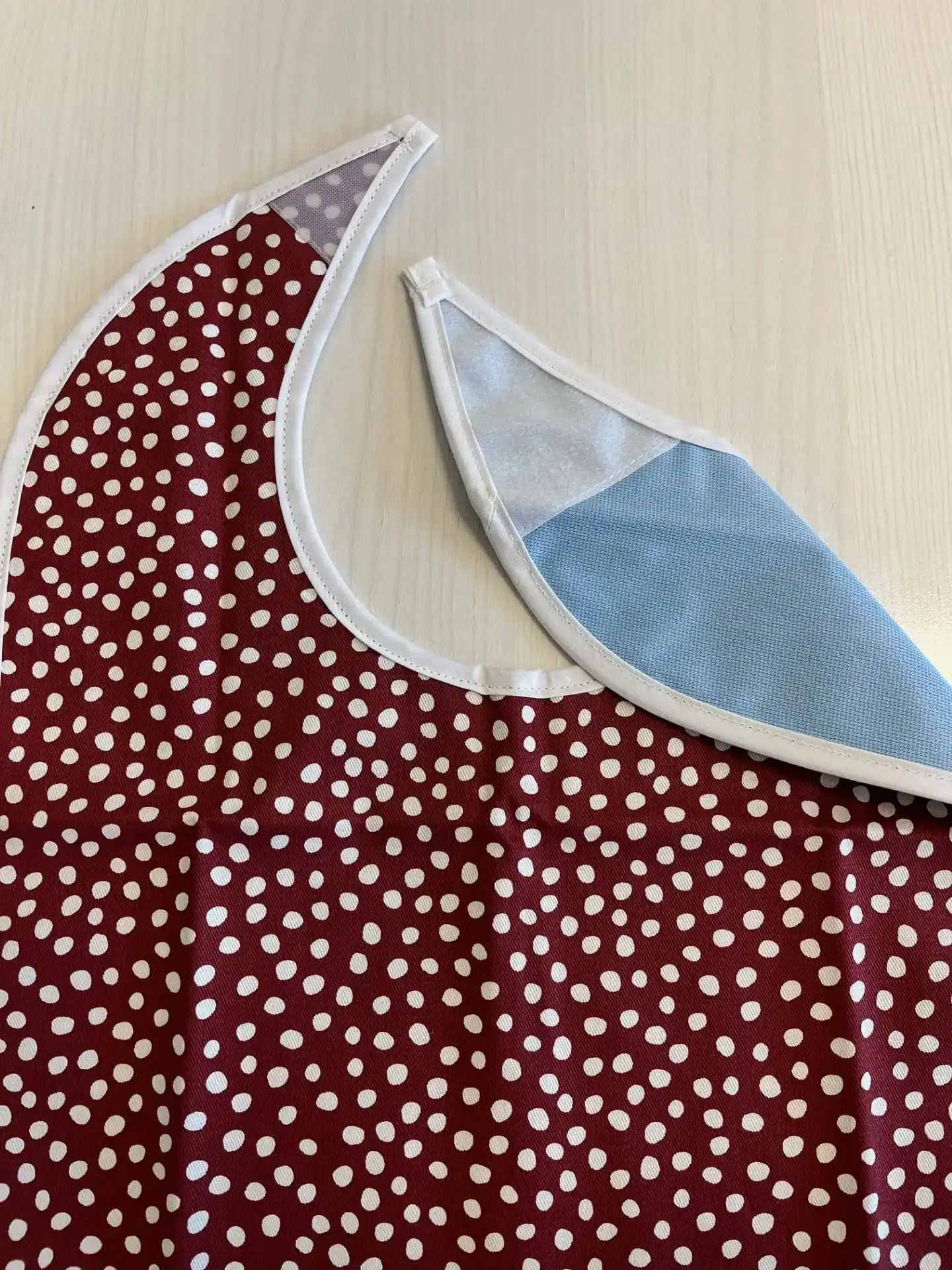 Feeding Bib Adult - Snap Fastening - Image 4